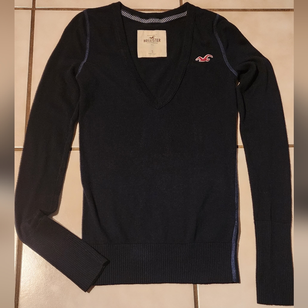 Hollister Size Small Navy Blue Long Sleeve Sweater Y2K V-neck